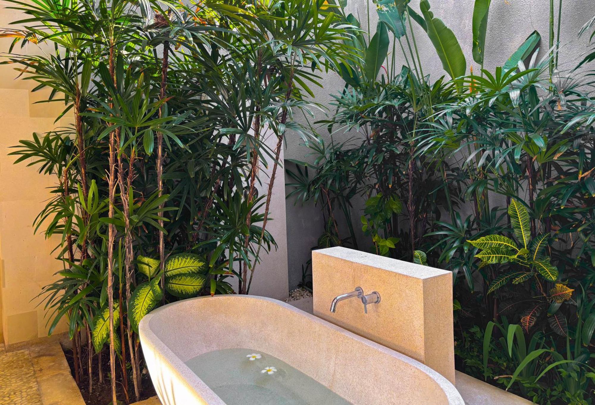 Nyaman Villas Seminyak Exteriör bild