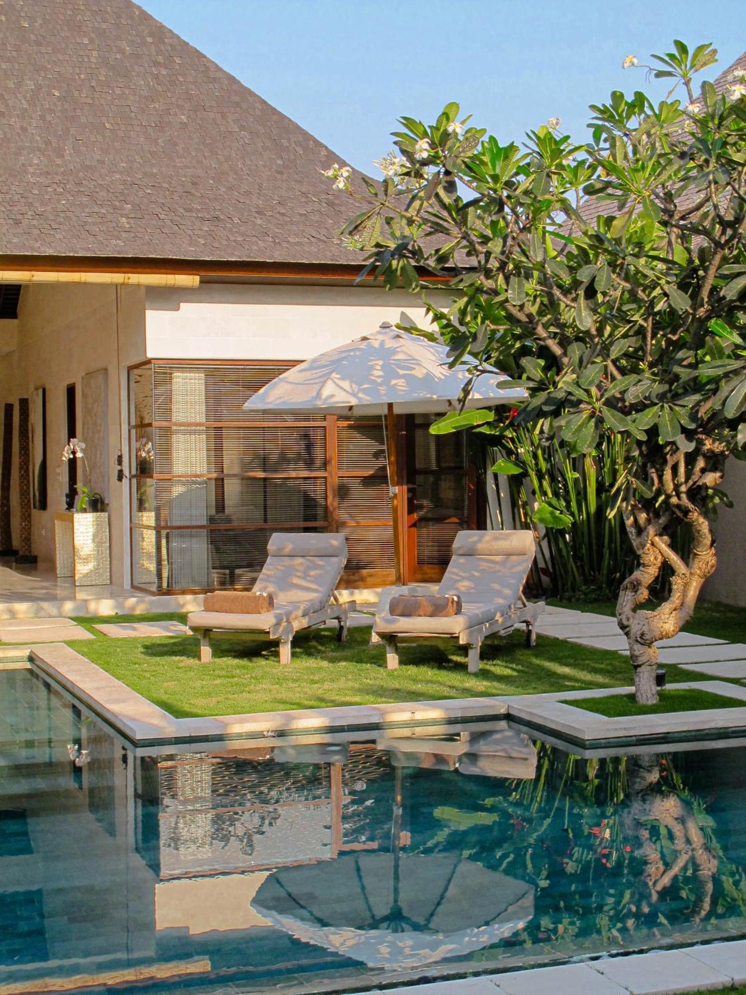 Nyaman Villas Seminyak Exteriör bild