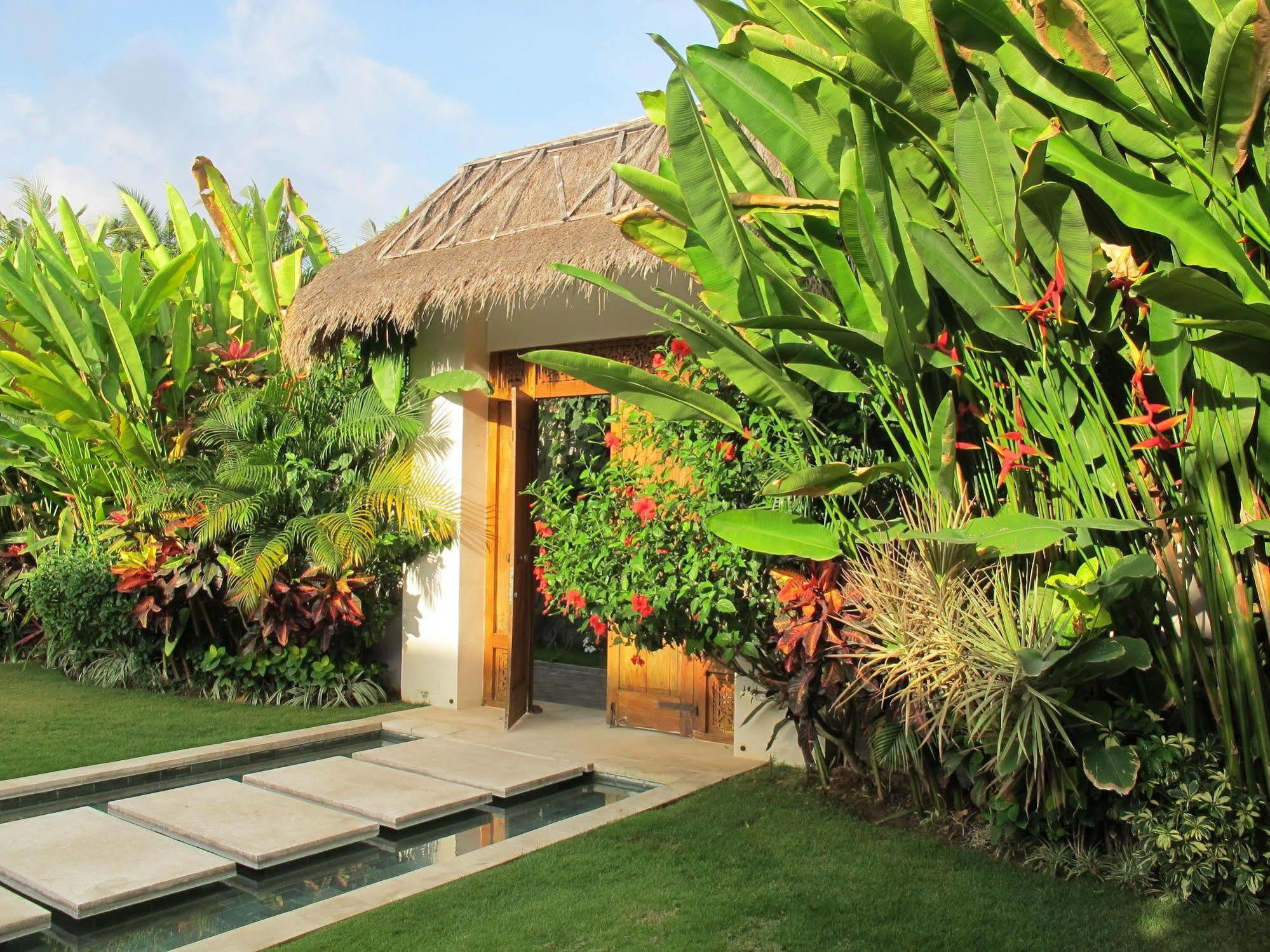 Nyaman Villas Seminyak Exteriör bild